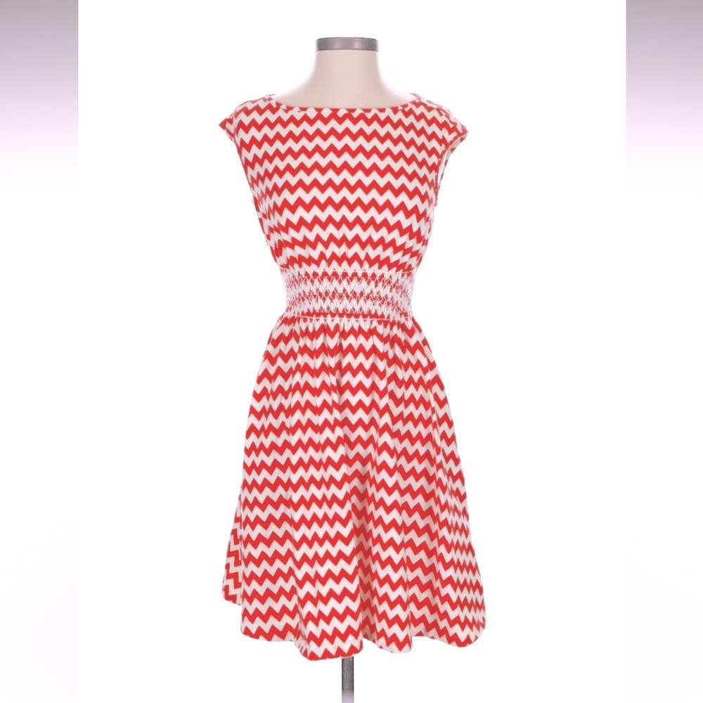 Kate Spade Coral and White Chevron Dress with Elastic Waist | Size Medium
